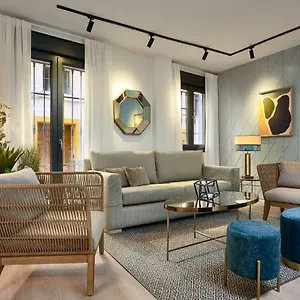 Eleven Real De La Carreteria, By Homing U Appartement